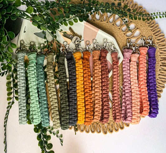 Wristlet Keychain | Square Knot Style