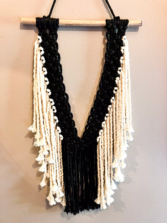 Wall Hanging | Black & White