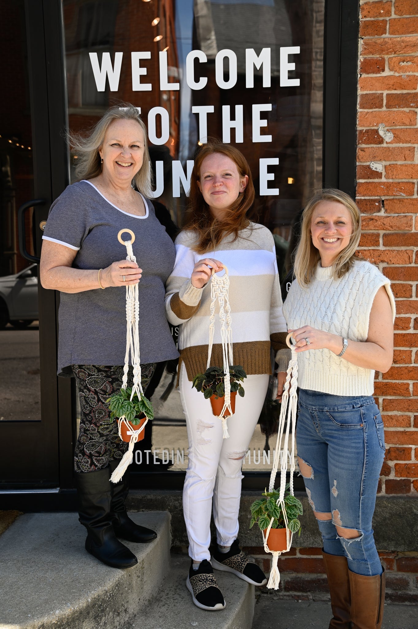 Plant Hanger Class at Wishing Well Candles & Gifts