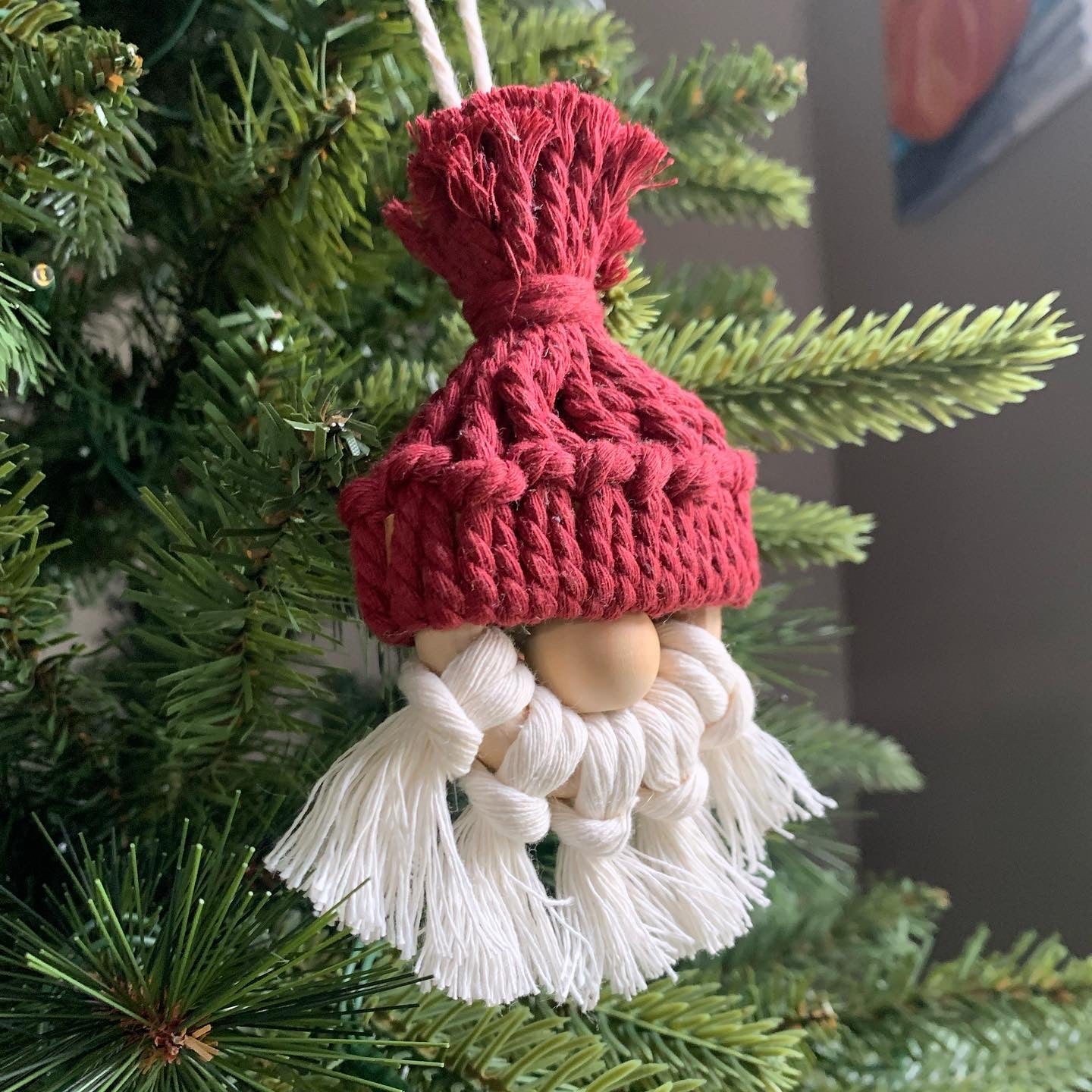 11/13 Crafts & Cocktails: Macrame Gnome Ornament Class at Burning Bridge Tavern